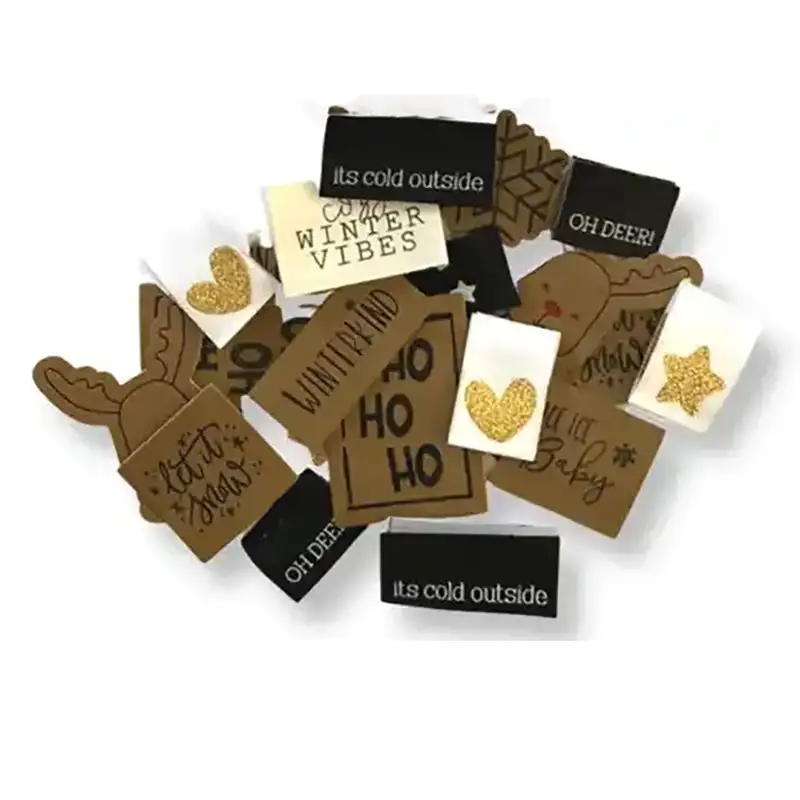 Kollektion von Lederlabels und Weblables zum Thema Winter und Weihnachten